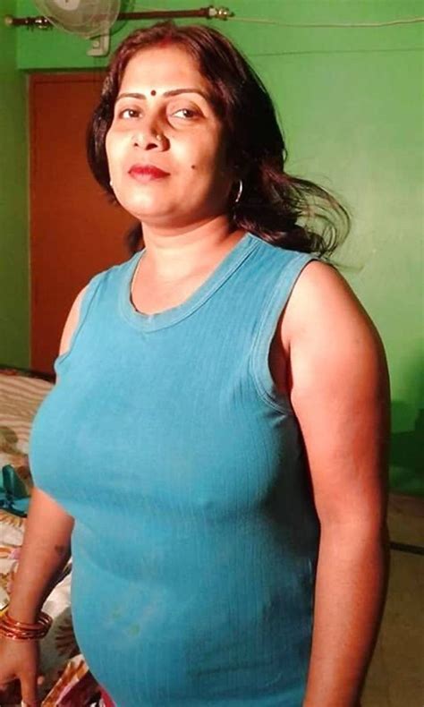 bhabhi xxx pic|Indian Bhabhi Porn Pics: Nude Women in Free Sex Photos